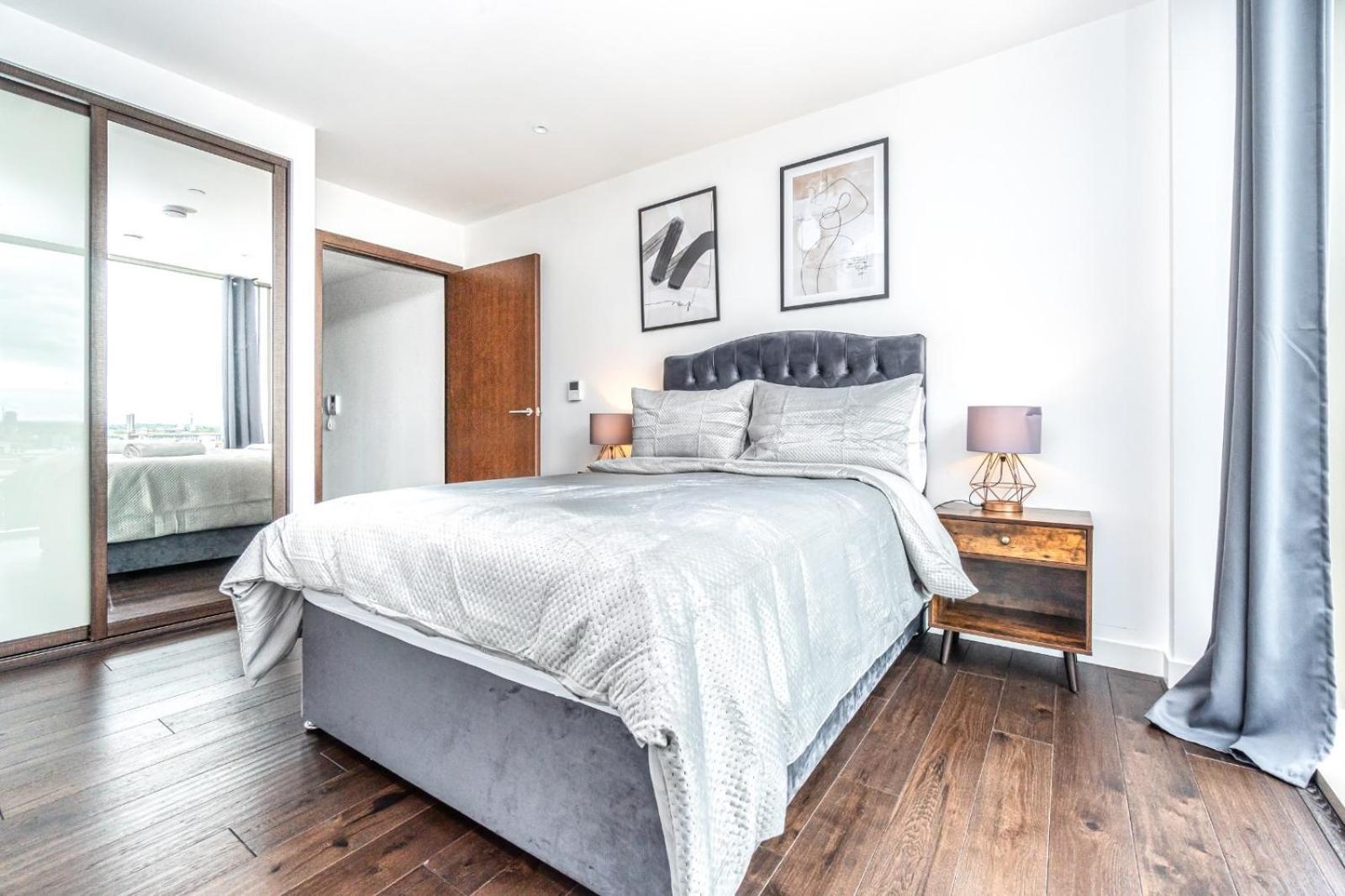 Luxury 2 Bedroom Apartment In Tower Hill London Exterior photo